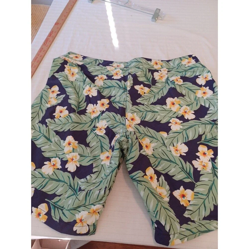 J. Crew blue floral swim trunks swim shorts mens 34 built-in brief beach tropica